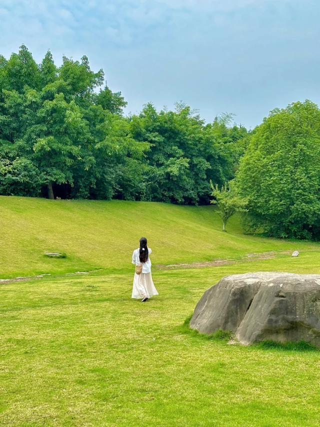 林湖岛间露营烧烤野趣又好玩！开元棋牌成都出发最快05h山(图2)