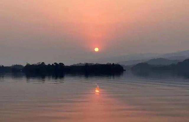 林湖岛间露营烧烤野趣又好玩！开元棋牌成都出发最快05h山(图21)