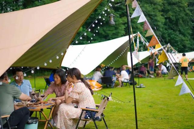 林湖岛间露营烧烤野趣又好玩！开元棋牌成都出发最快05h山(图24)