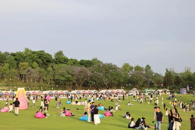 林湖岛间露营烧烤野趣又好玩！开元棋牌成都出发最快05h山(图32)